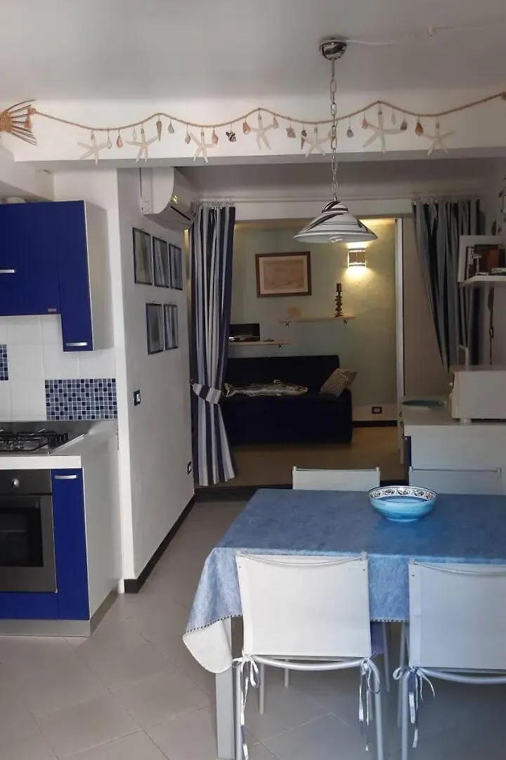 Pippo Cosy Studio Flat With Ac Monterosso al Mare