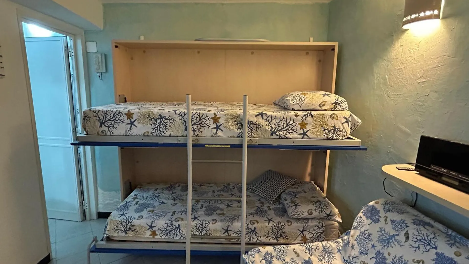 Pippo Cosy Studio Flat With Ac Monterosso al Mare Holiday home